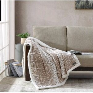 Eddie Bauer Throw Blanket Sherpa Fleece Cozy San Juan Oyster Beige 50"x 60"